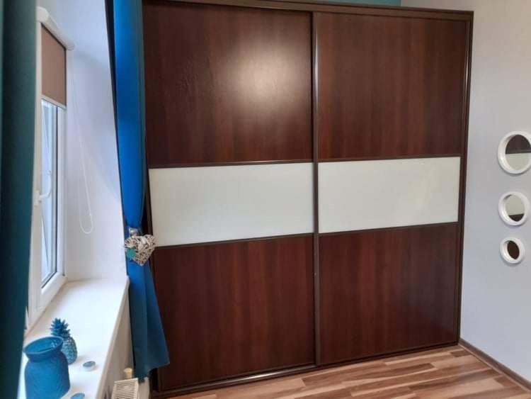 Mieszkanie Z Widokiem Na Park -Cieplice Slaskie Zdroj Apartment Jelenia Gora Bagian luar foto
